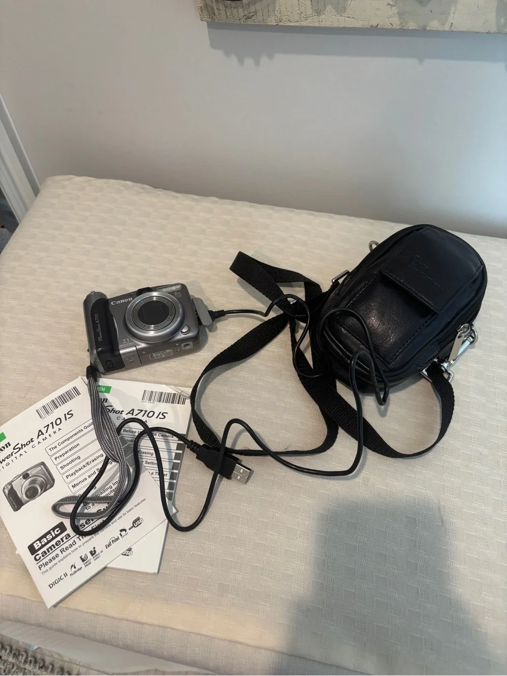 Canon PowerShot A710 IS 7.1MP Digital Camera Metallic Gray, Tested, Working